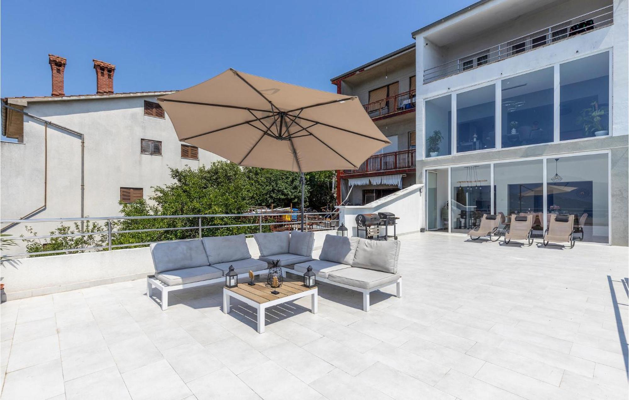 Amazing Apartment In Rijeka With Wifi Εξωτερικό φωτογραφία